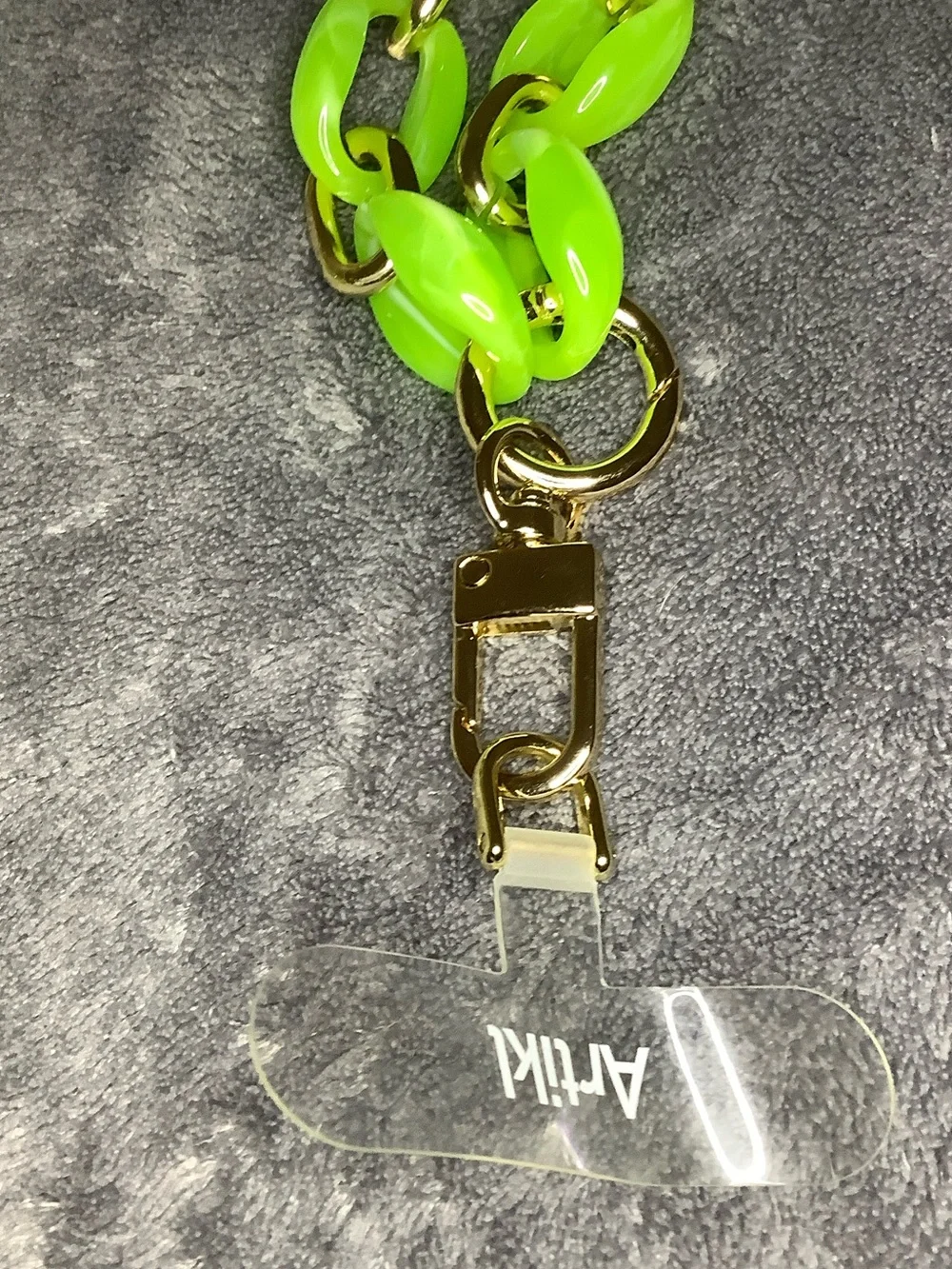ARTIKL ACRYLIC CHAIN CROSSBODY PHONE STRAP NECKLACE